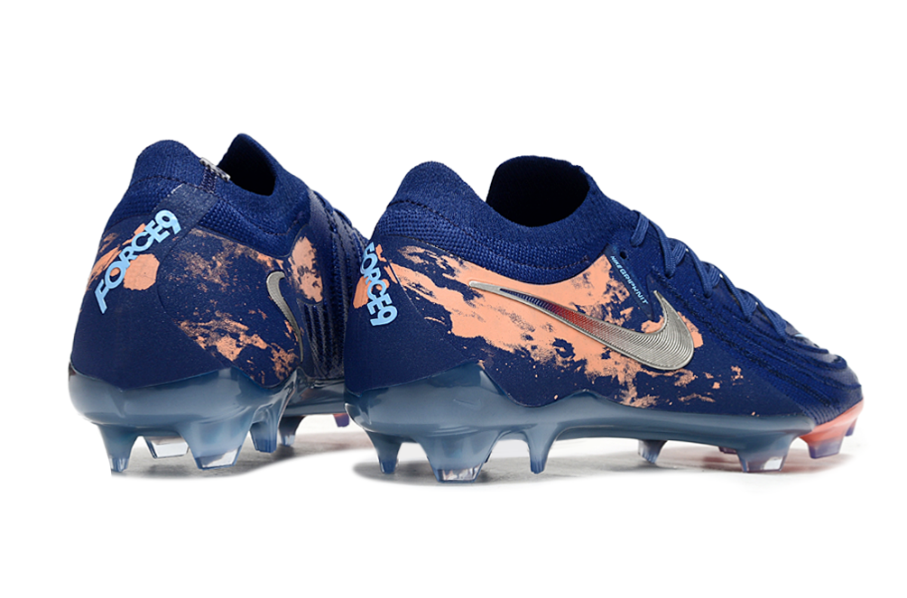 Nike Phantom Luna
